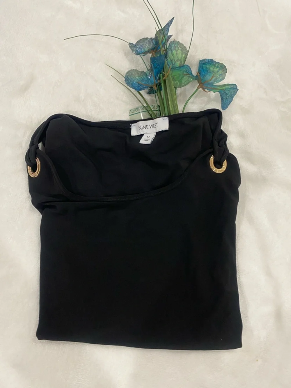 NINE WEST Black Cold-Shoulder Top with Gold Ring Accents. Size M - Picture 8 of 8